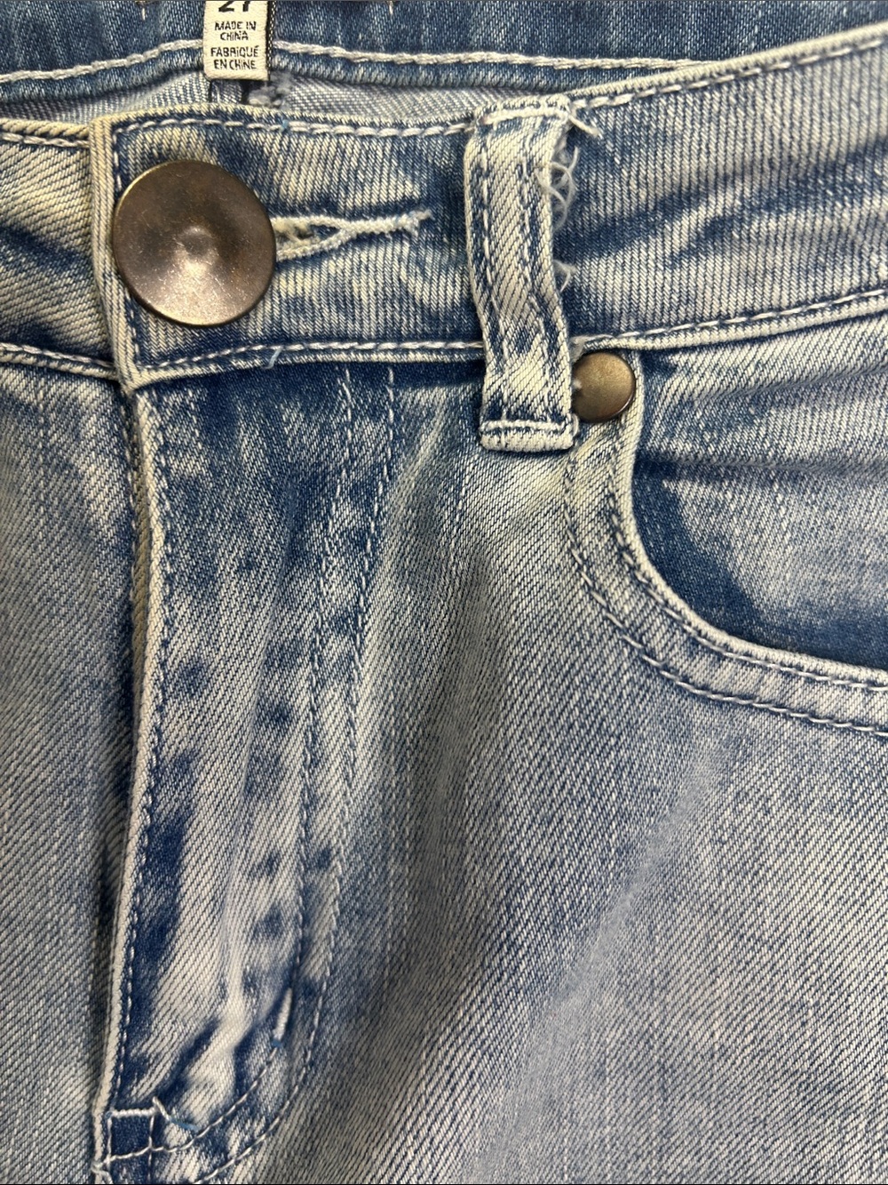 Tobi High Rise Jeans Non Distressed - Picture 4 of 9